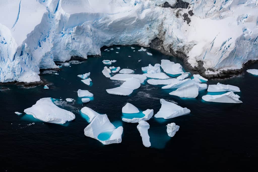 Helicopter Iceberg Views