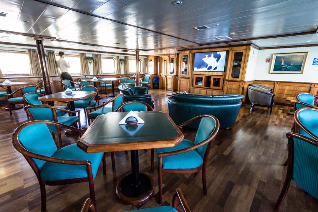 Skorpios Iii Lounge