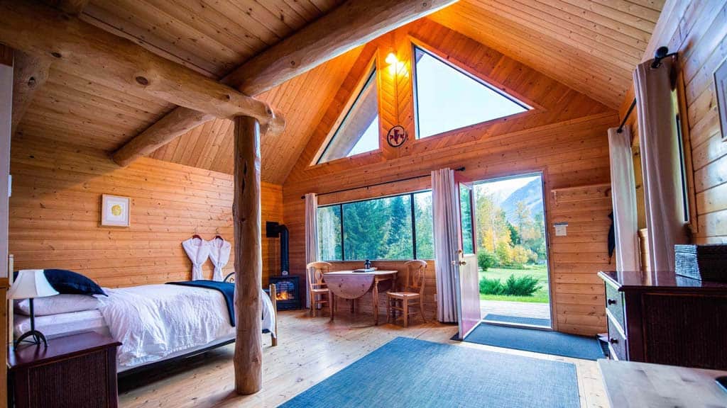 Tweedsmuir Park Lodge Interior