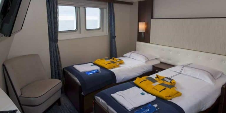 Twin-Room